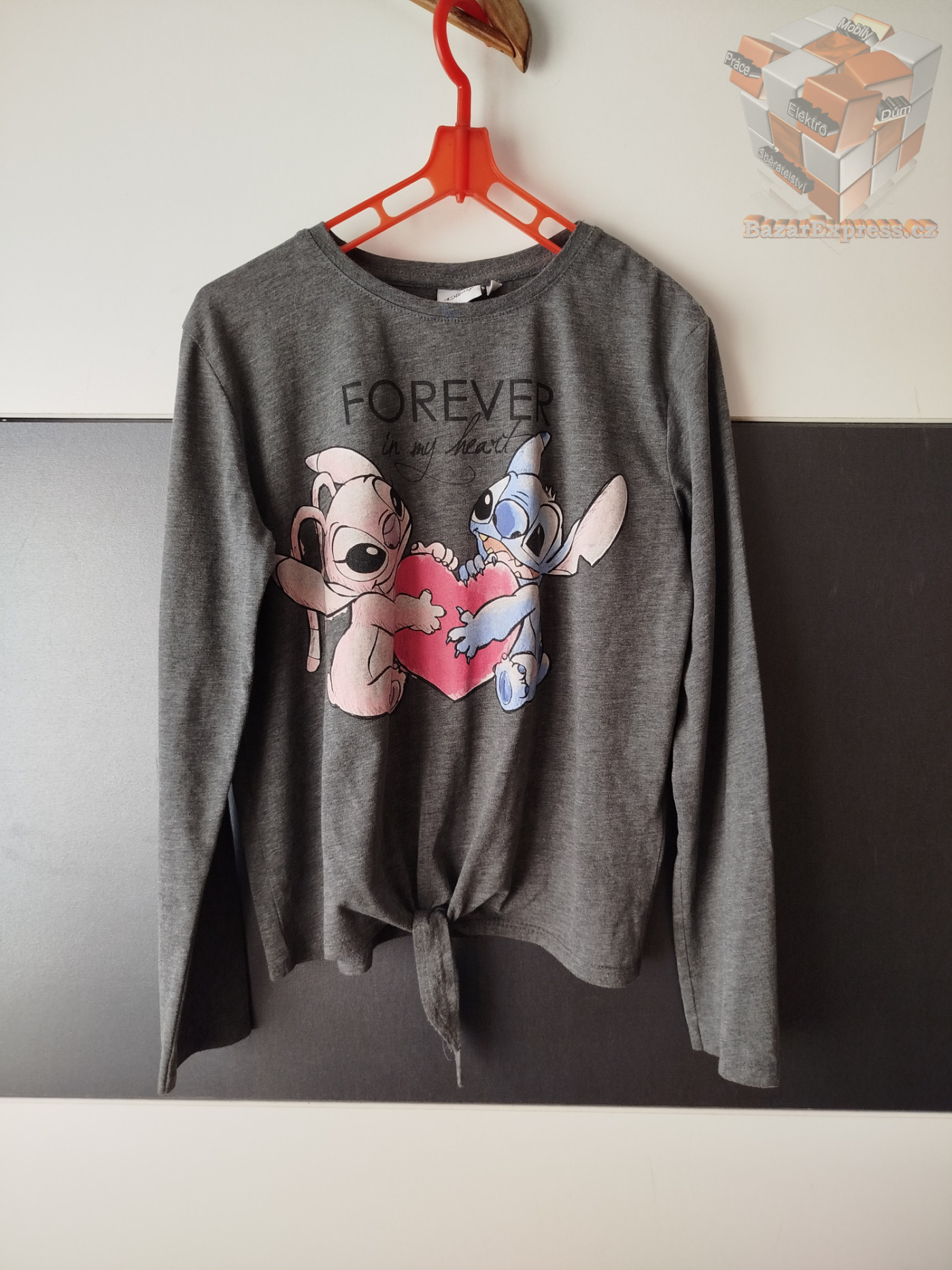 Tričko zn. Disney vel.146