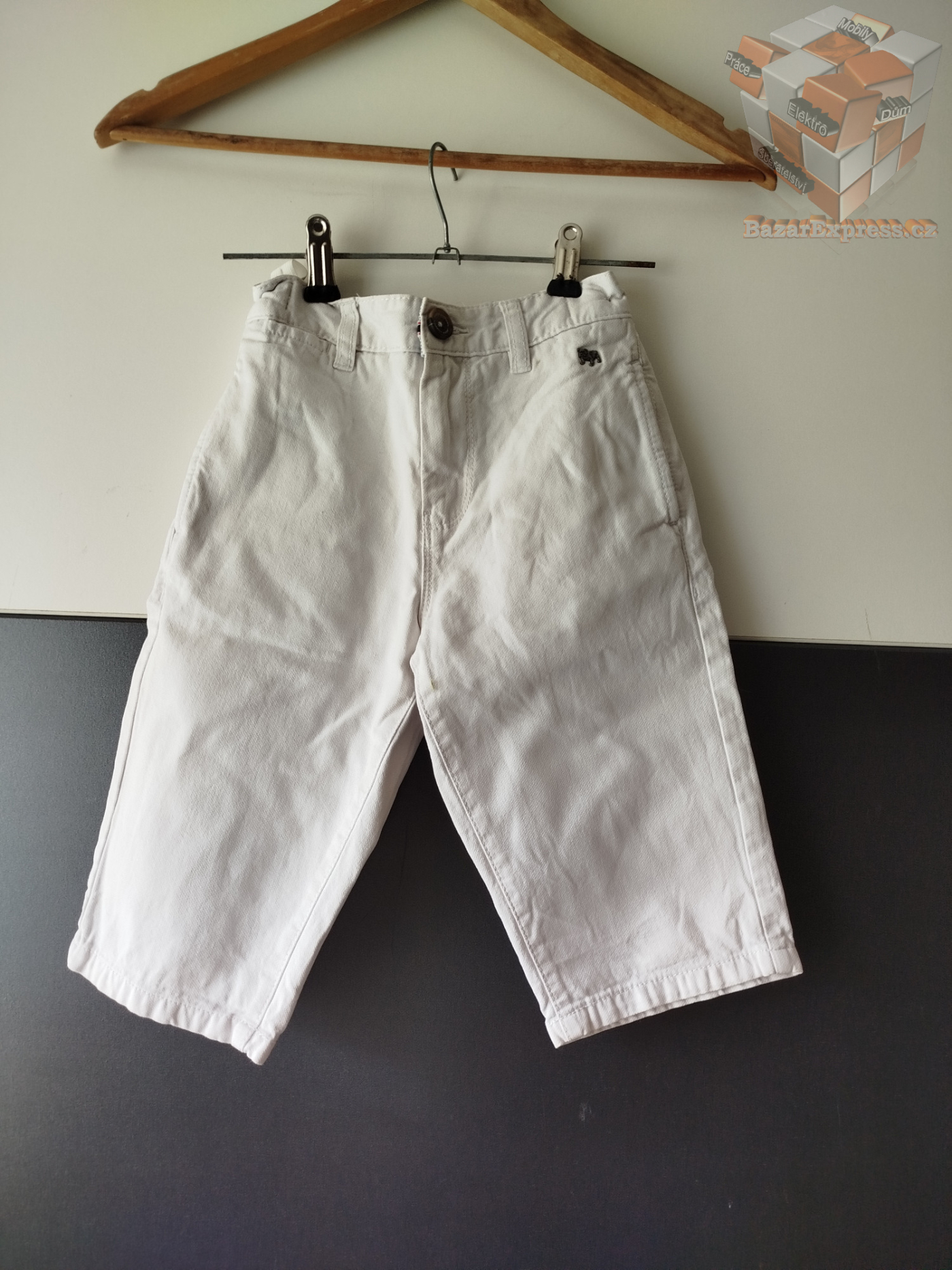 Kraťasy zn. Jasper Conran vel.128