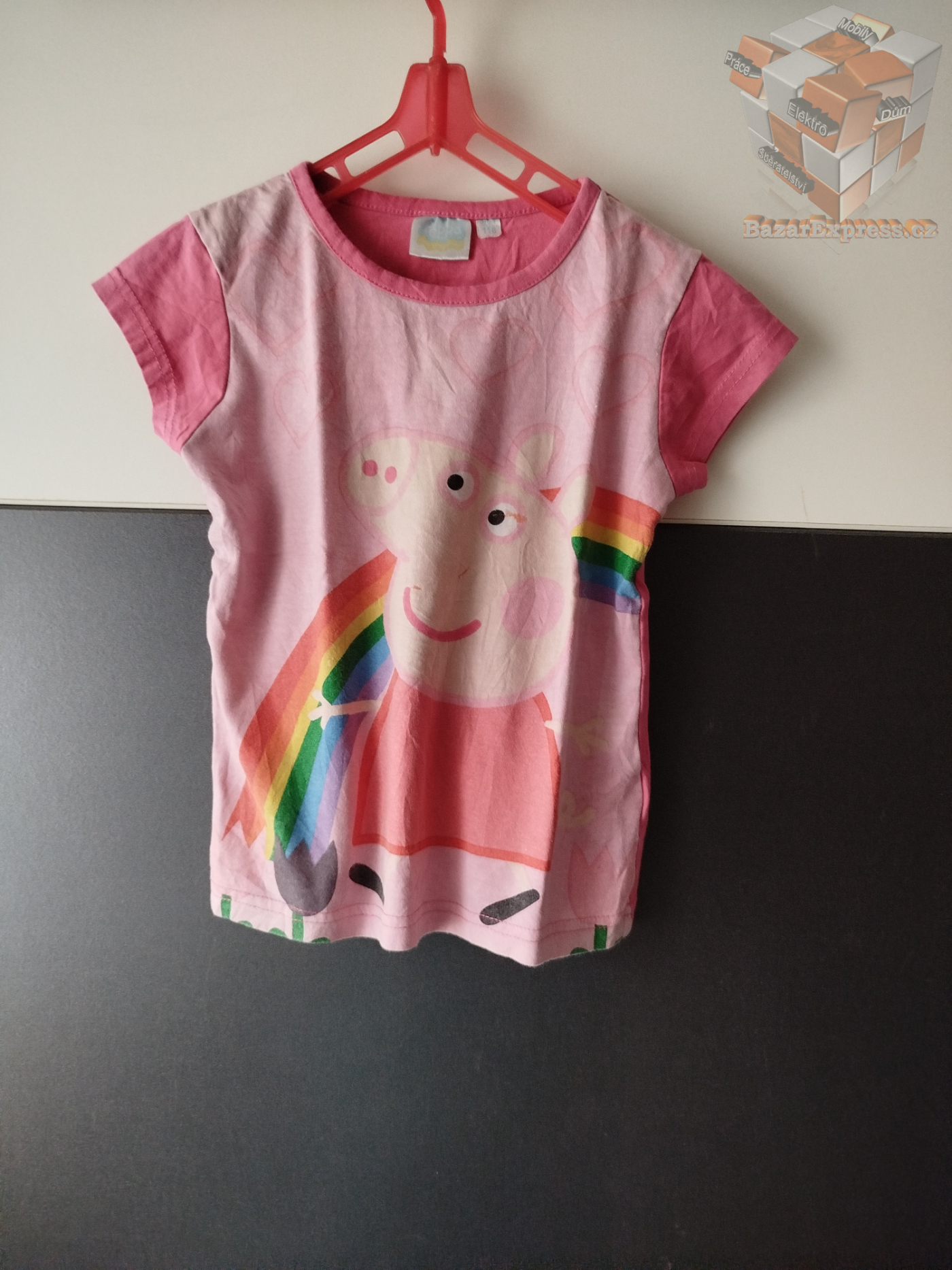 Tričko zn. Peppa Pig vel.116