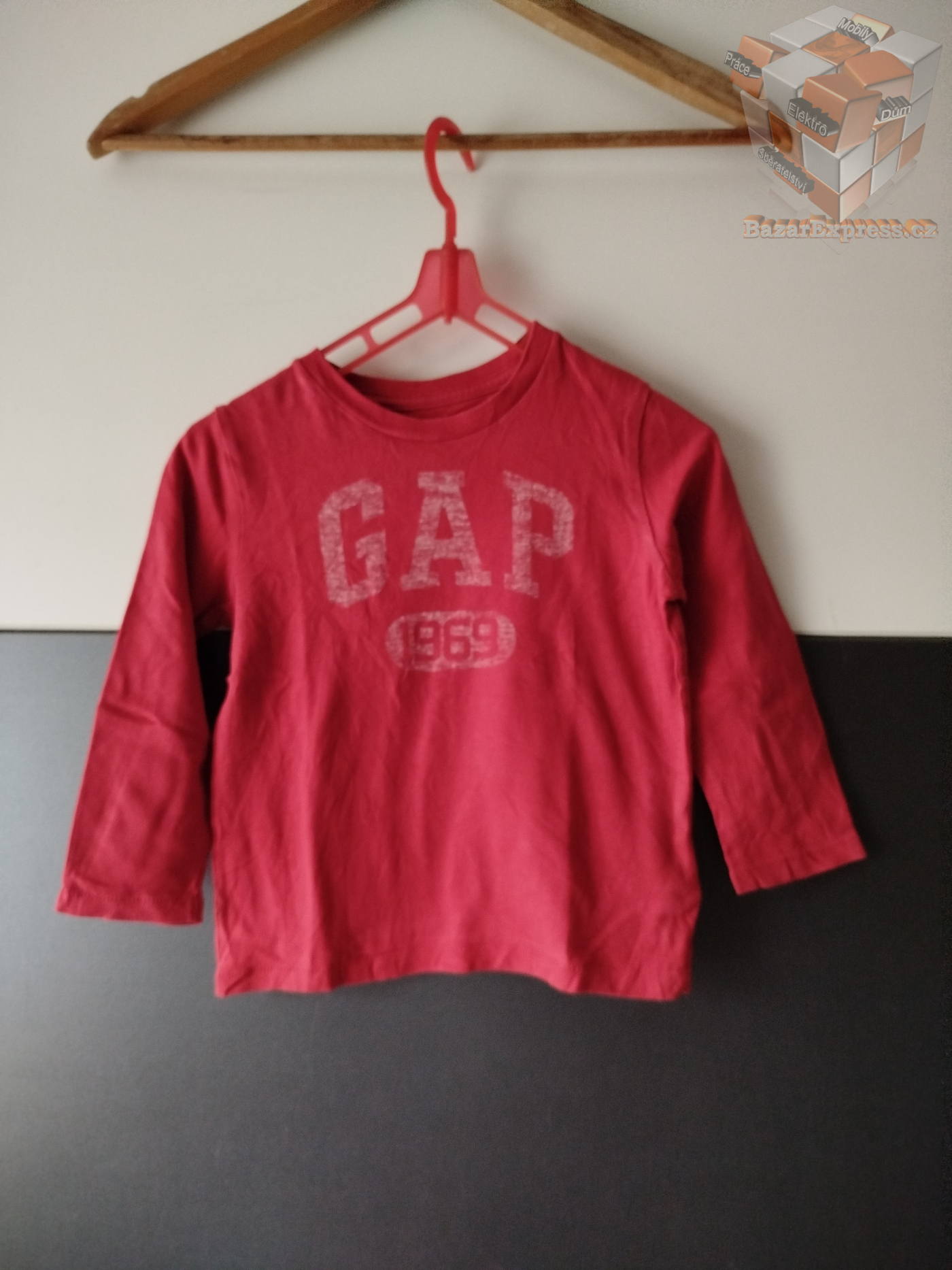 Tričko zn. BabyGap vel.98
