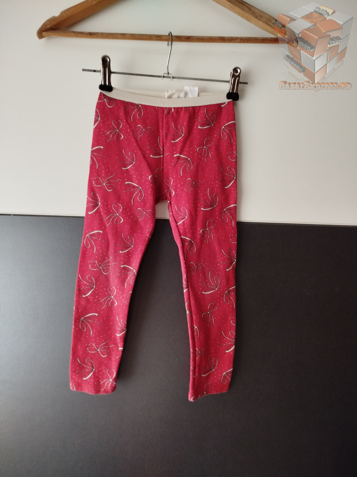 legíny zn. Zara vel.104