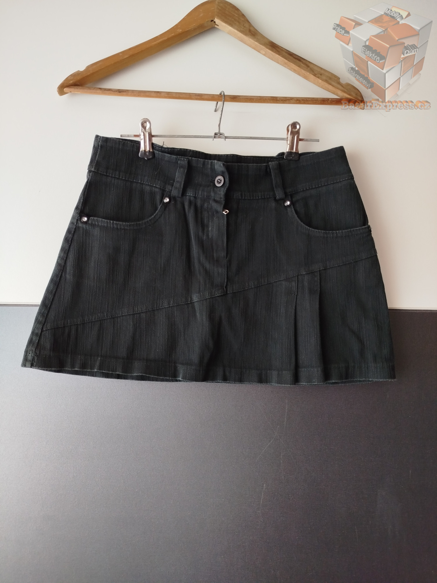 Sukně zn. Fashion vel.38