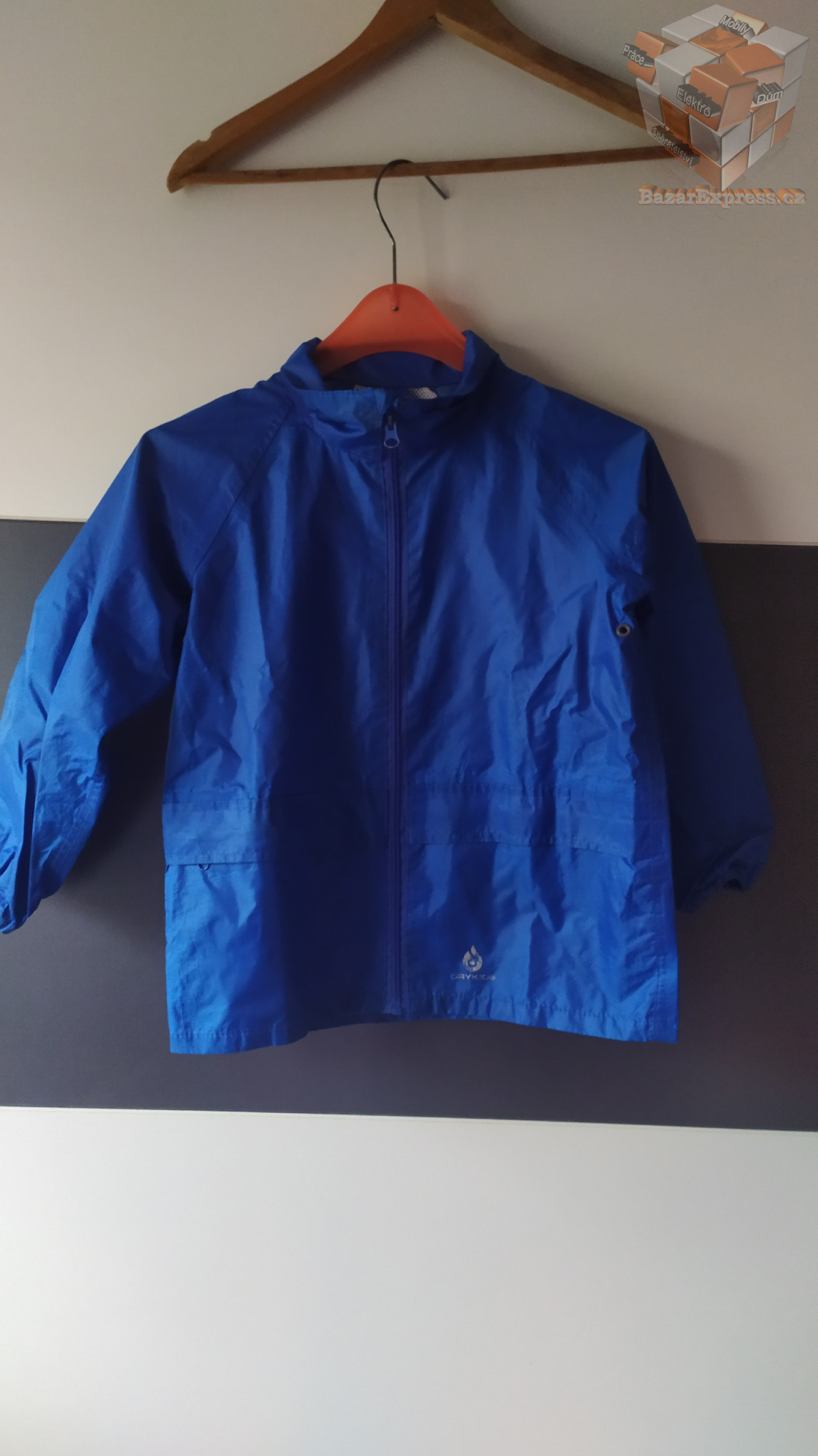 Nepromokavá bunda zn. drikids vel.110
