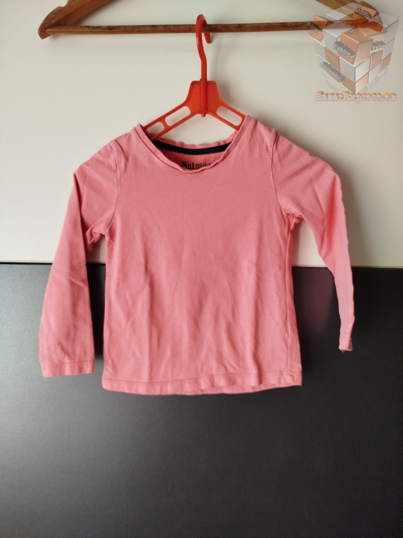 Tričko zn. Nutmeg vel.98