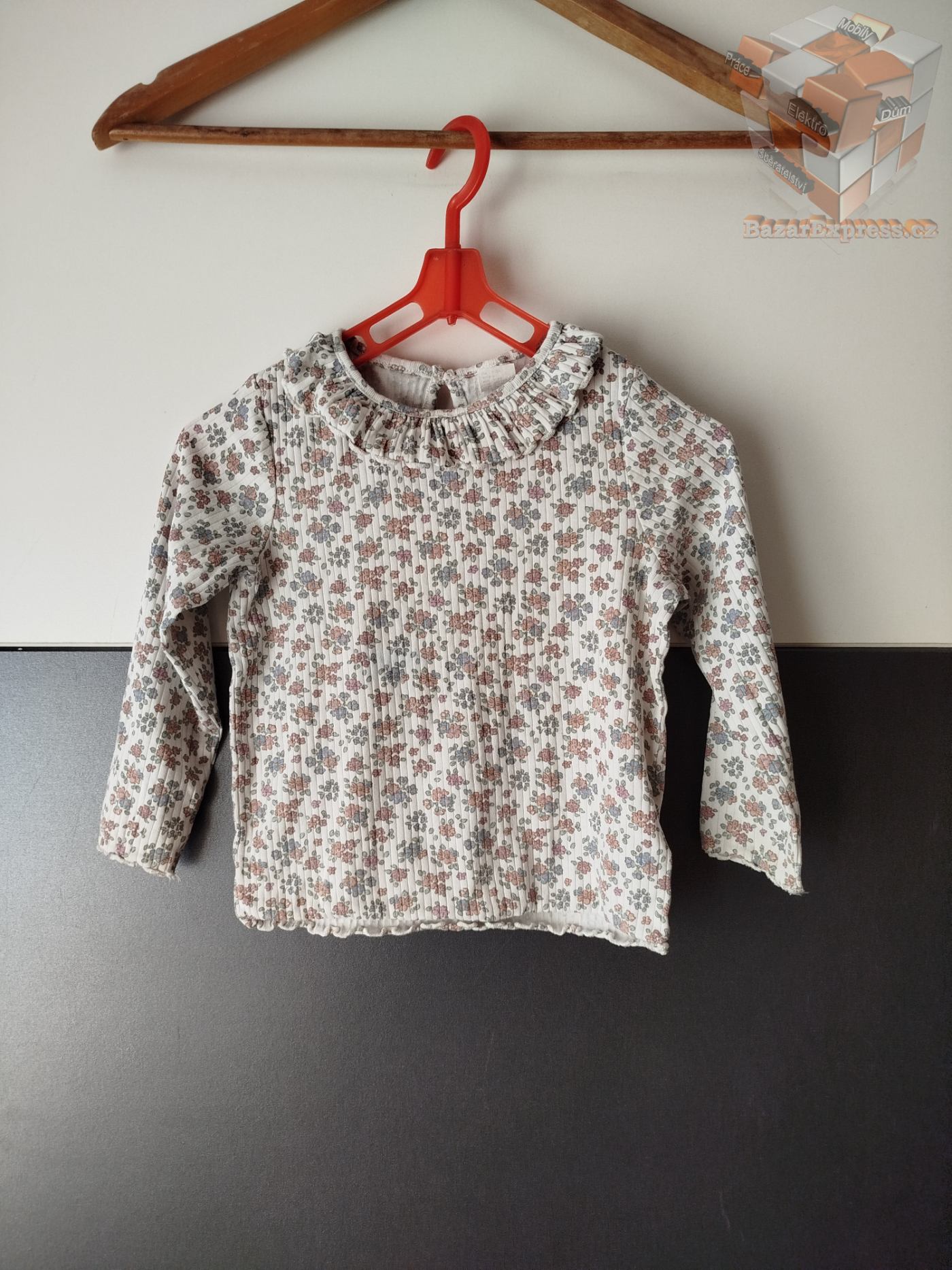 Tričko zn. H&M vel.98