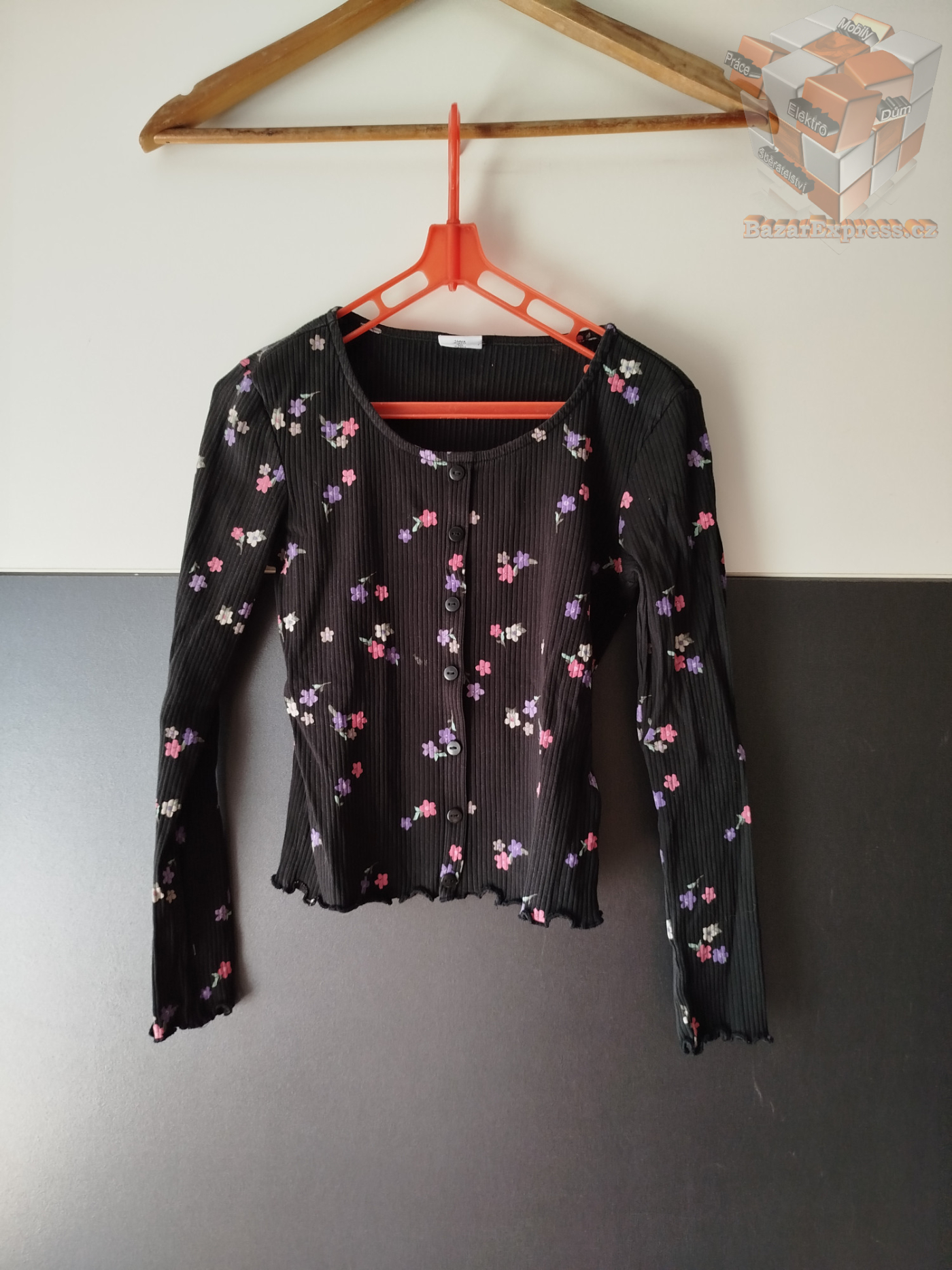 Tričko zn. Page One Young vel.134