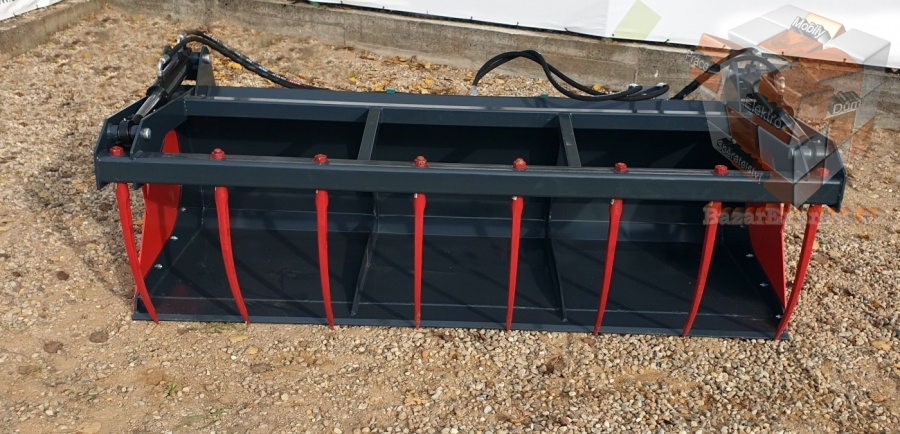 LOPATA S PŘIDRŽOVAČEM - ZUBY KOVANÉ-2