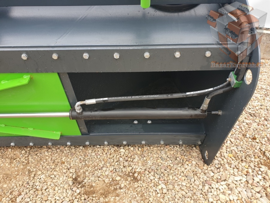 LOPATA PRO BIG -BAGY-8