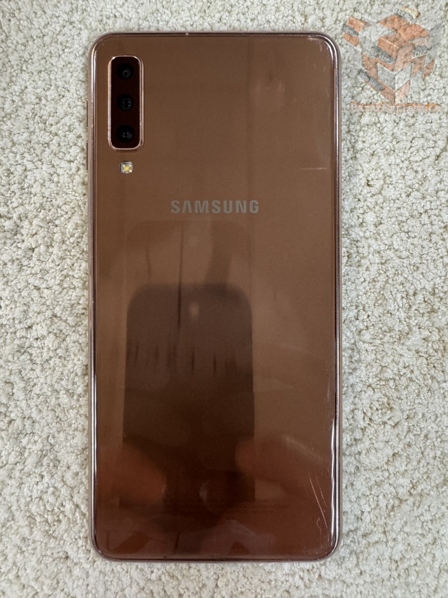 Samsung A7  4GB/64GB