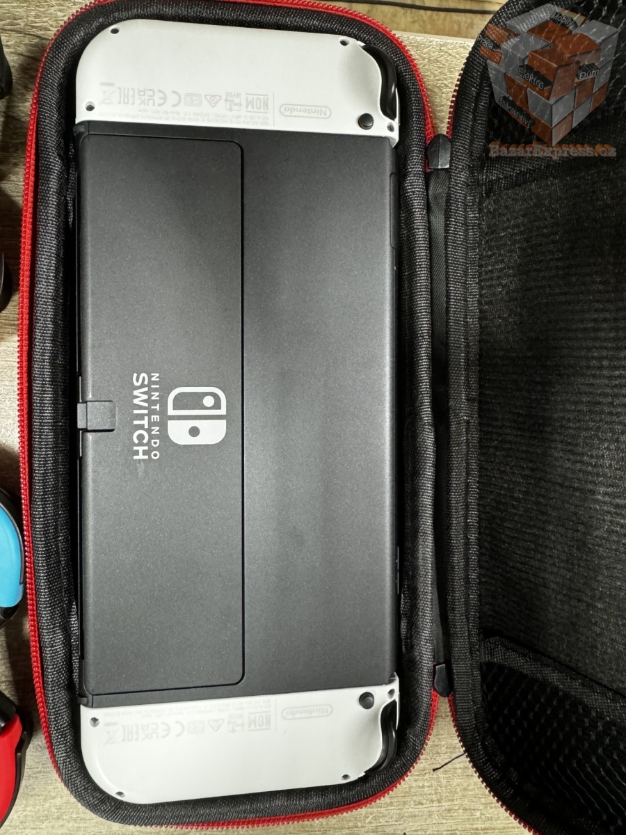Nintendo Switch (OLED model)