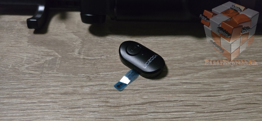 Selfie tyč s bluetooth ovládáním a funkcí tripodu