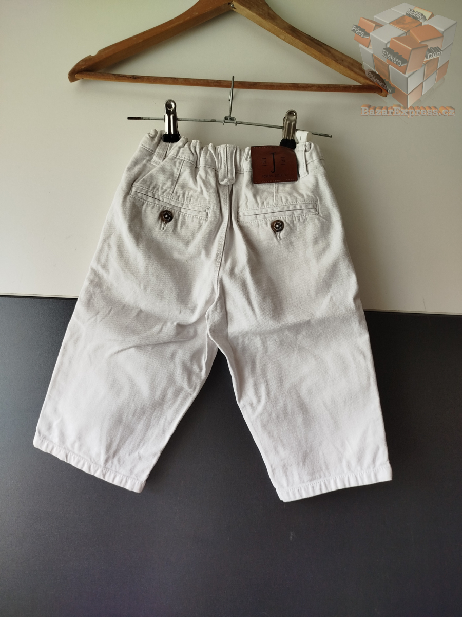 Kraťasy zn. Jasper Conran vel.128