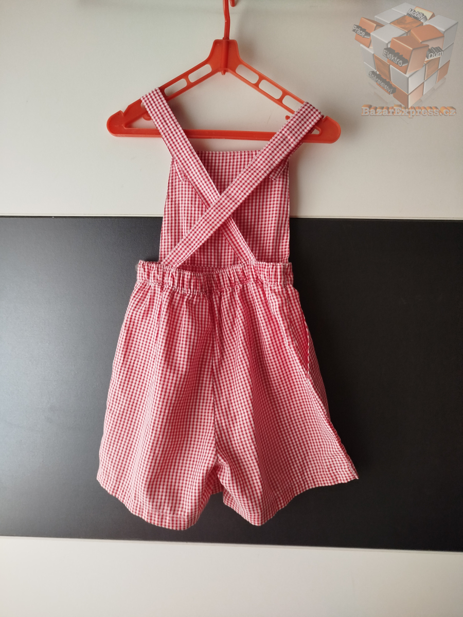 Kraťasy zn. Marks & Spencer vel.116