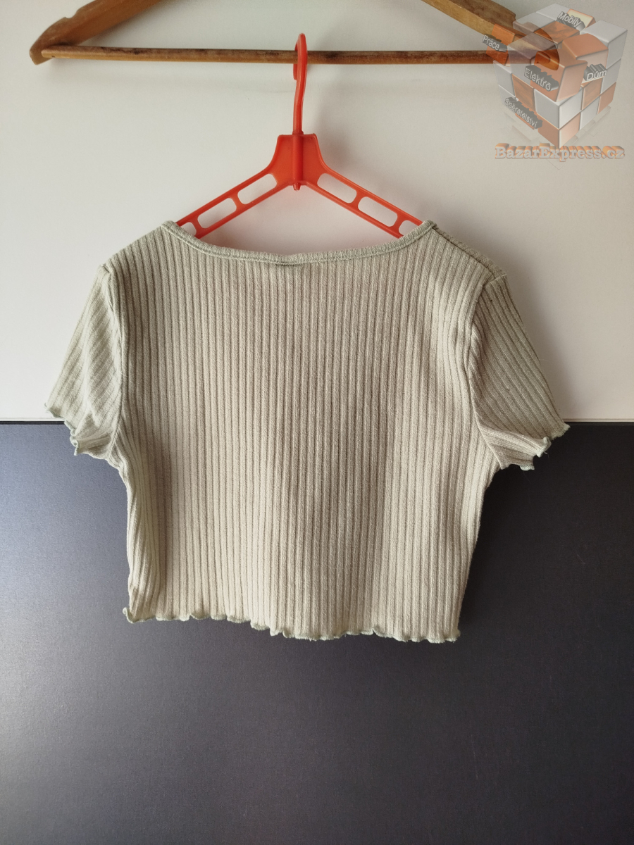 Top zn. Shein vel.152