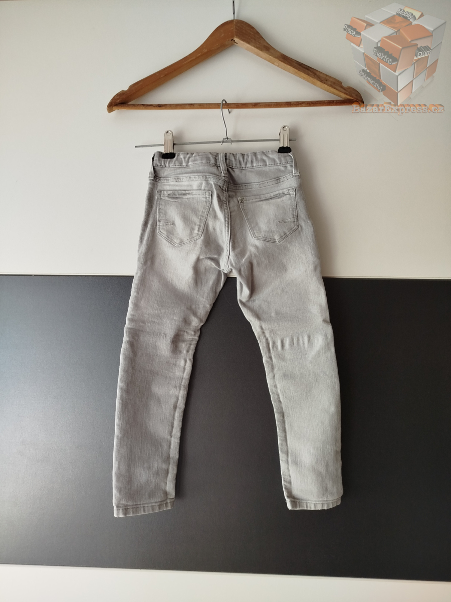 Kalhoty zn. H&M vel.104