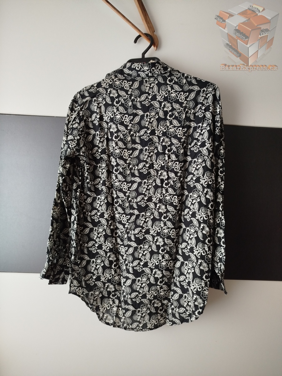 Košile zn. Boohoo vel.36