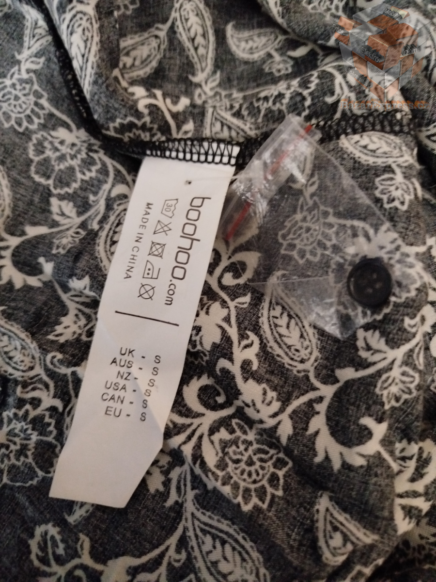 Košile zn. Boohoo vel.36