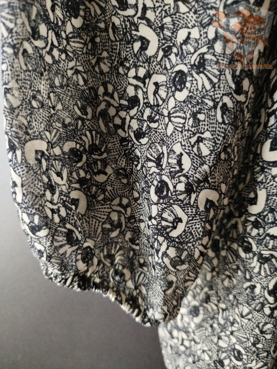 Halenka zn. H&M vel.38