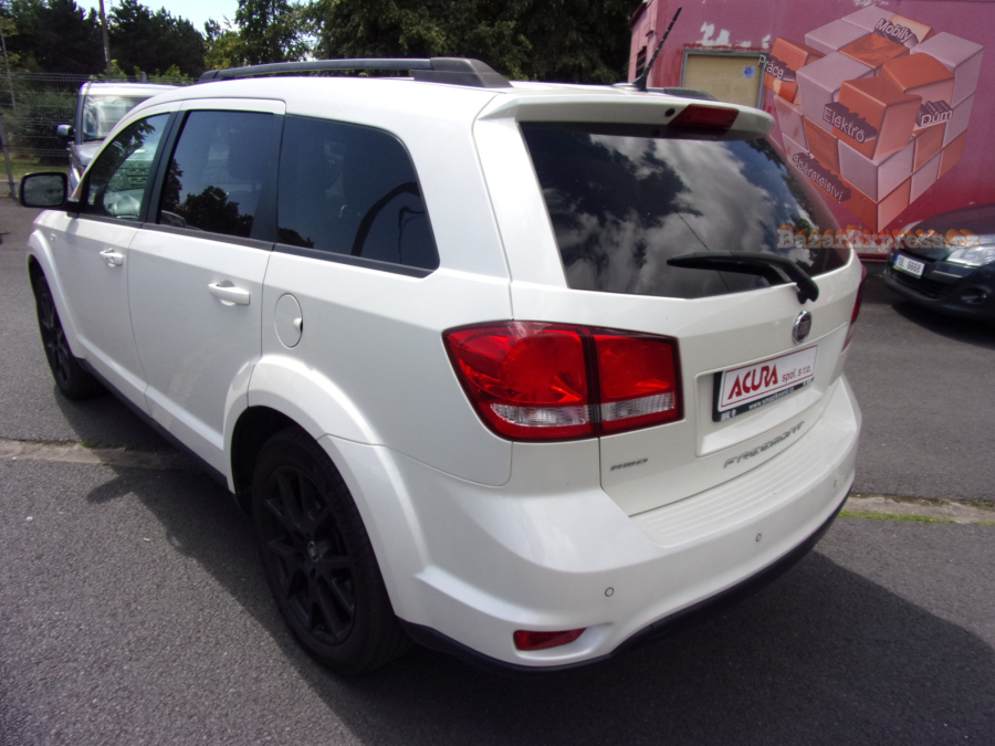 Fiat freemont 2,0 JTD 4x4 Aut. 7míst 1maj. DPH