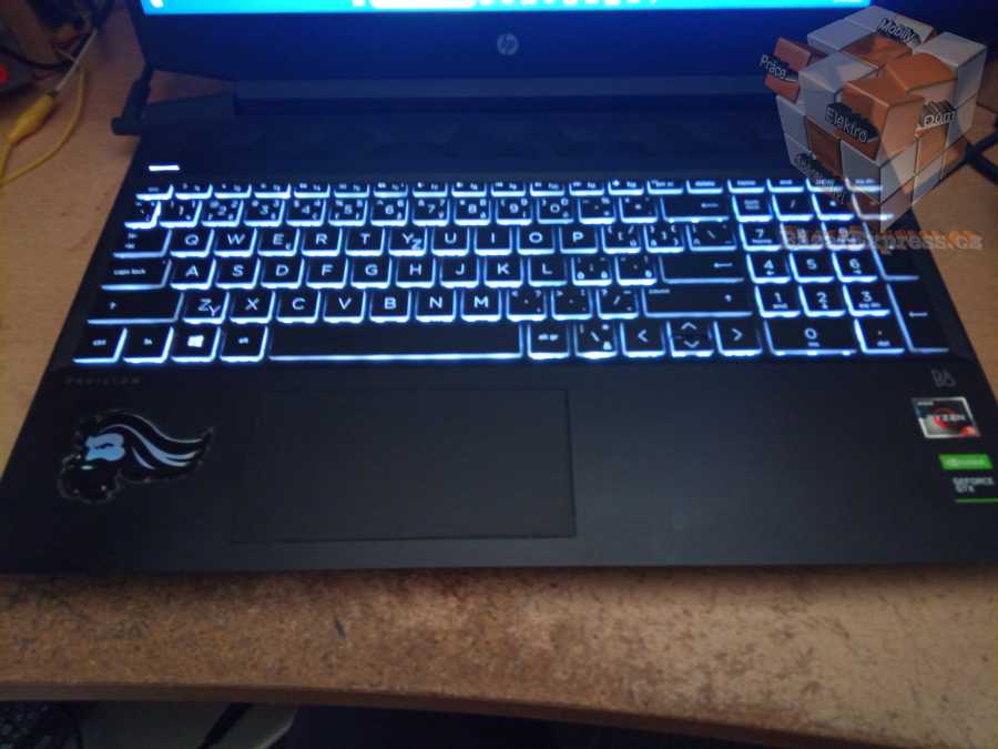 HP Pavilion Gaming 15-ec0101nc
