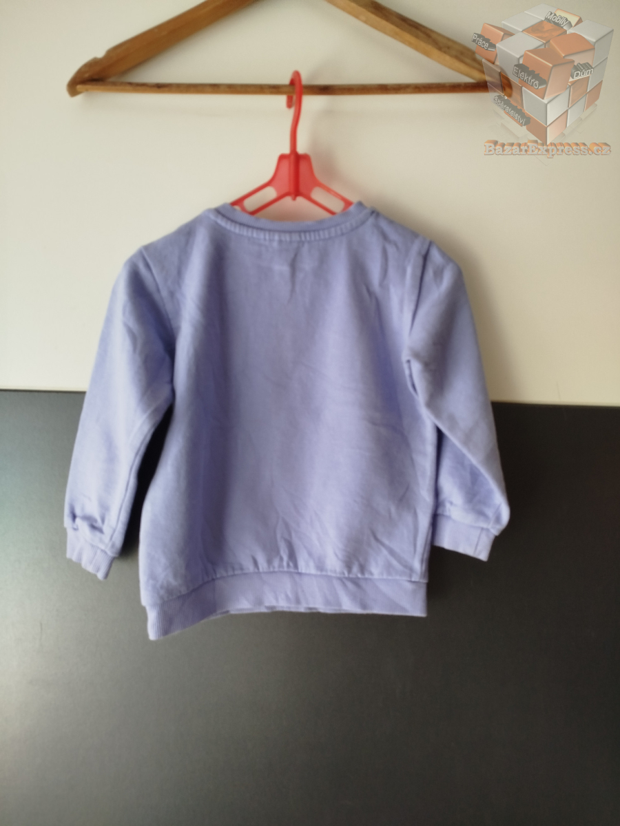 Mikina zn. LC Waikiki vel.104