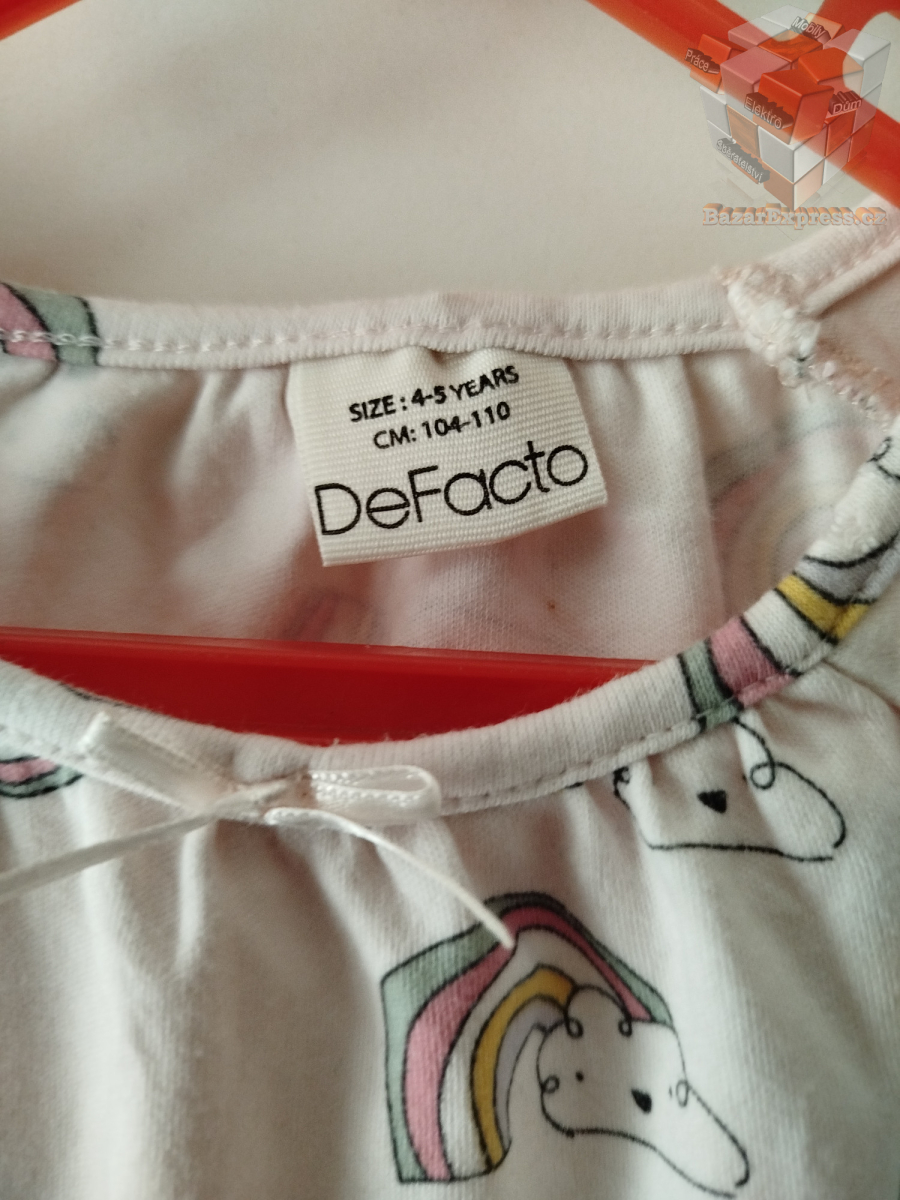 Tričko zn. Defacto vel.104