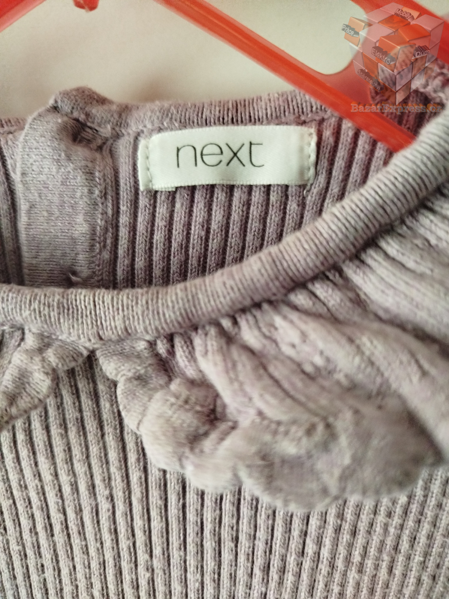 Svetr zn. Next vel.86