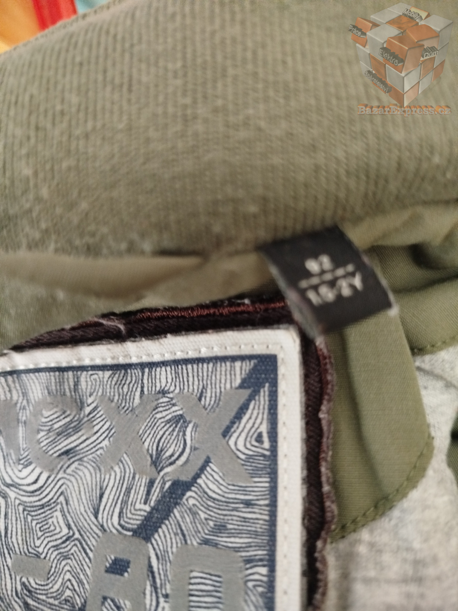 Bunda zn. Amsterdam vel.92