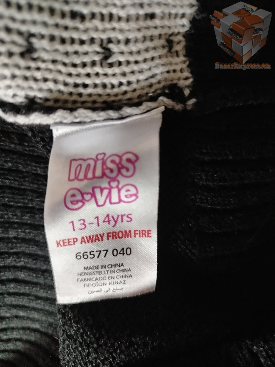 Svetr zn. Miss Evie vel.158