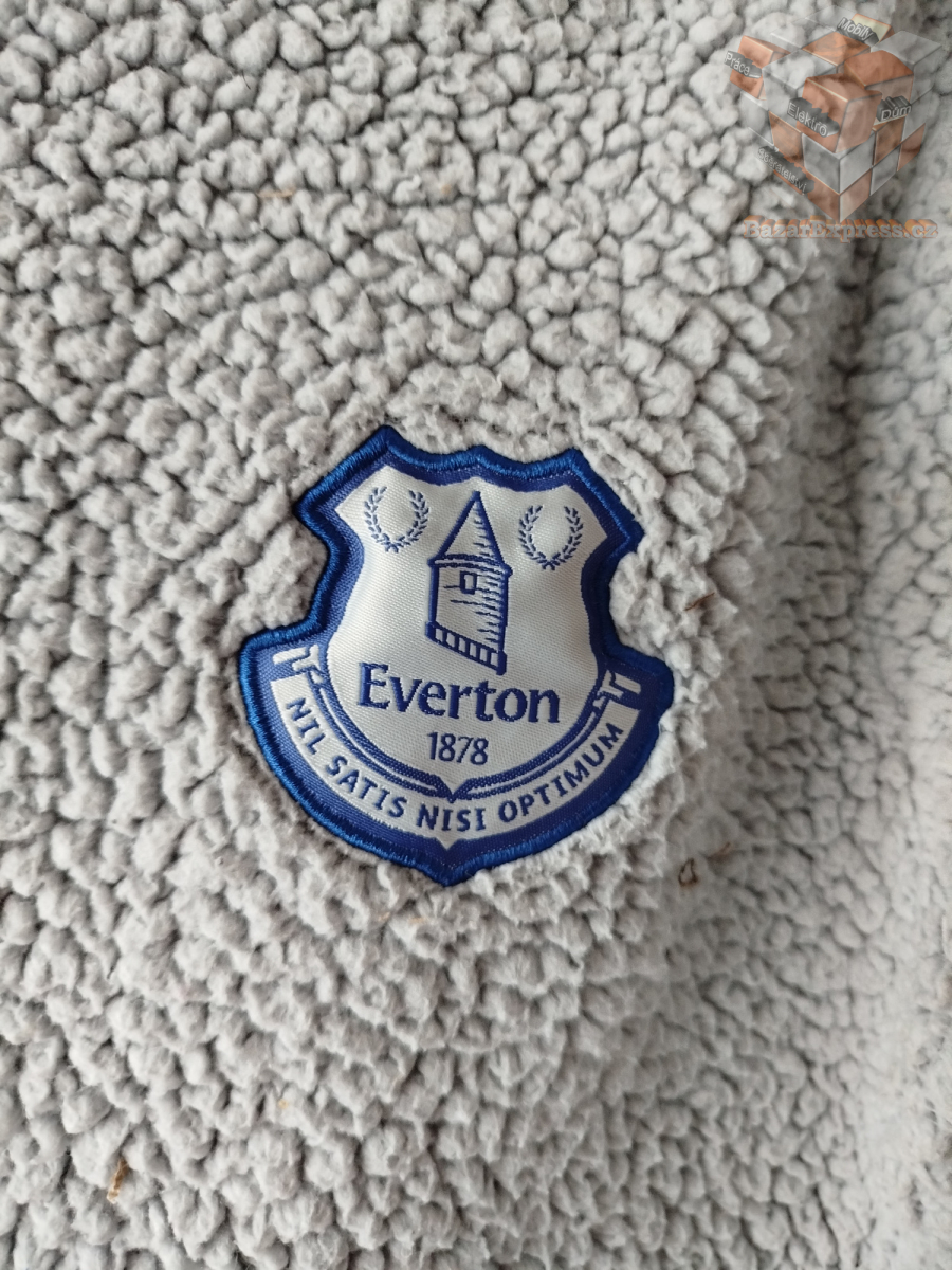 Mikina zn. Everton vel.152