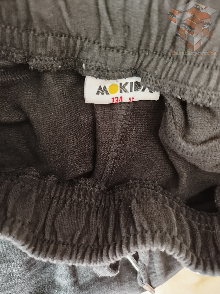 Tepláky zn. Mokida vel.134