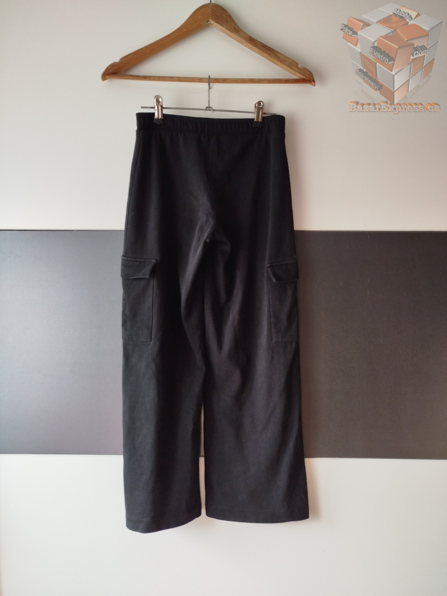 Kalhoty kapsáče zn. H&M vel.152