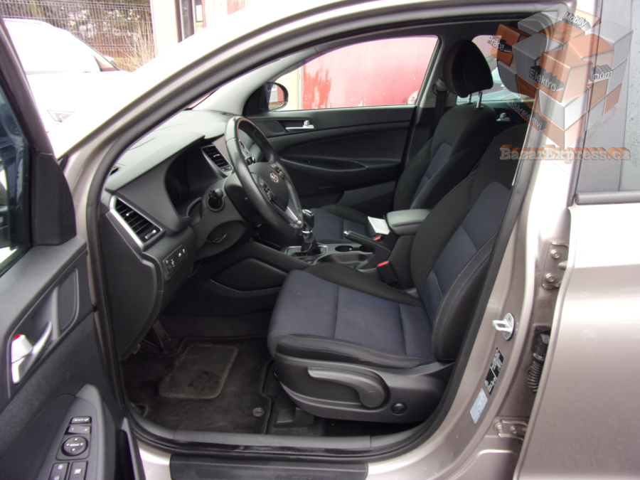 Hyundai Tucson 1,7 CRDi Trikolor