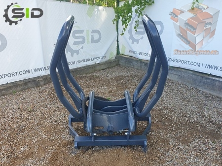 KLEŠTĚ NA KULATÉ BALÍKY-5