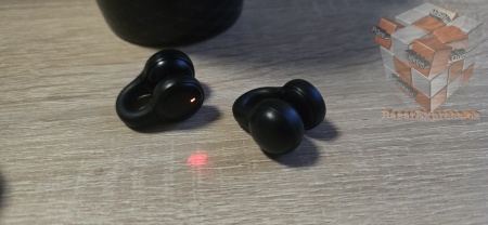 Bezdrátová sluchátka s uchycením za ucho pro sport