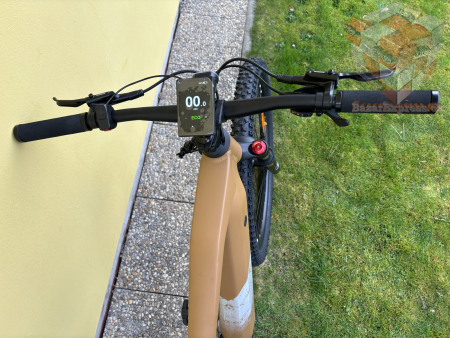 Nové horské elektrokolo – středový pohon, dojezd 120 km.